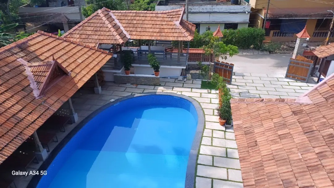 Isha Vista Heritage Resort